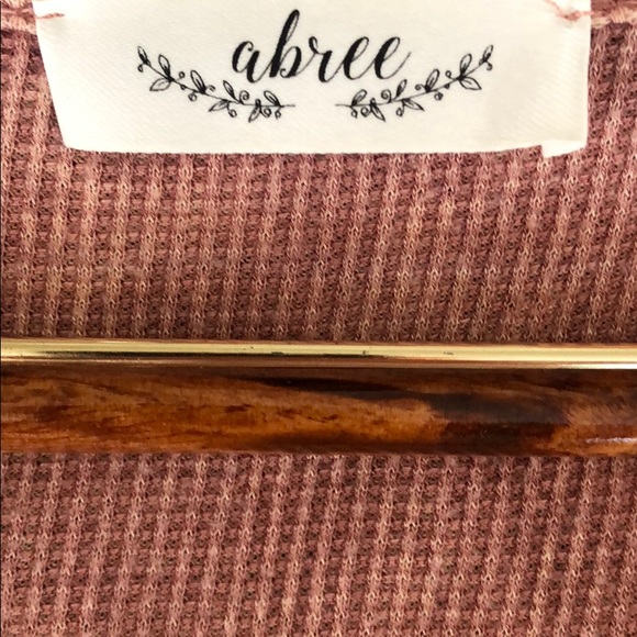 Top - Picture 2 of 5